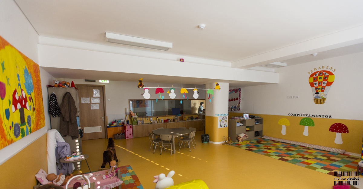 Sala para crianças em unidade social  - Lar moreira de cónegos - REABILITAÇÃO SOCIAL - Multiprojectus